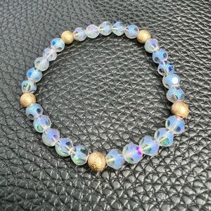 Vintage Handmade Blue Faceted Crystal & Gold Tone  Beaded Bracelet 7”